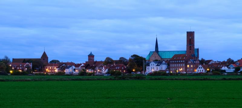  D3C_5106.jpg </br ><small> 2008-10-14 18:52</br >NIKON D300 55mm 8s f/9 ISO 200</small>