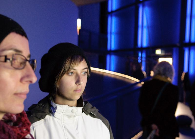  D3C_5110.jpg </br ><small> 2008-10-15 12:30</br >NIKON D300 28mm 1/25s f/2.8 ISO 1600</small>