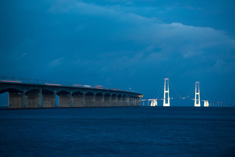  20121015_PB8_3080.JPG </br ><small> 2012-10-15 18:56</br >NIKON D800 + 70.0-200.0 mm f/2.8<br /> 200mm 2.5s f/5.6 ISO 400</small>