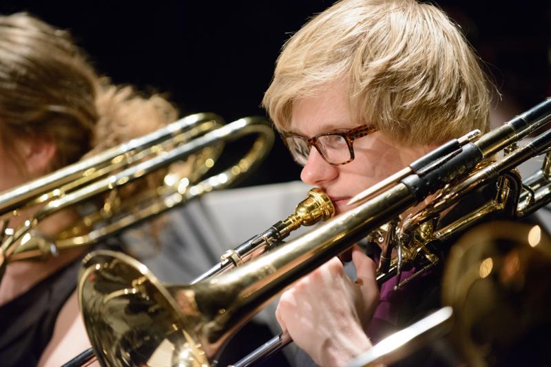  20130430_PB8_4942.JPG </br >Sant Annæ Big Band og MGK hold, Jazzhouse April 2013</br > <small> 2013-04-30 21:40</br >NIKON D800 + 70.0-200.0 mm f/2.8<br /> 190mm 1/100s f/2.8 ISO 6400</small>