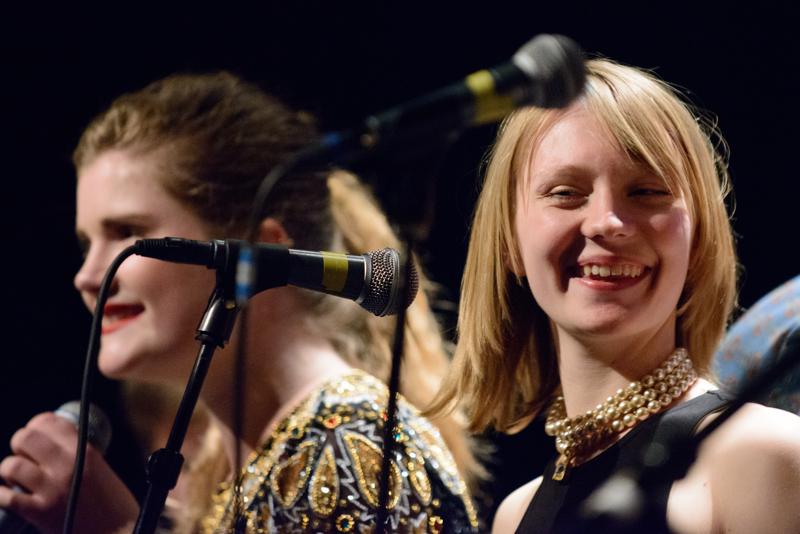  20130430_PB8_4970.JPG </br >Sant Annæ Big Band og MGK hold, Jazzhouse April 2013</br > <small> 2013-04-30 21:45</br >NIKON D800 + 70.0-200.0 mm f/2.8<br /> 200mm 1/160s f/3.2 ISO 6400</small>