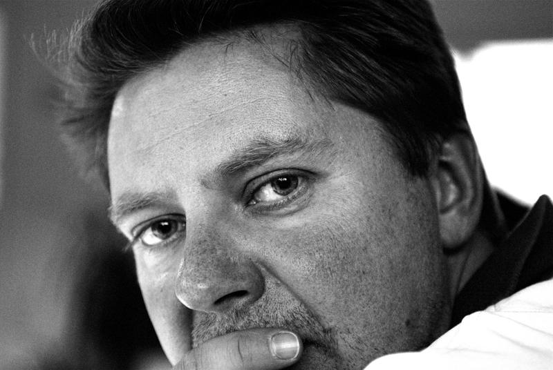  D2C_4971-01.jpg </br ><small> 2006-11-12 17:24</br >NIKON D200 55mm 1/40s f/2.8 ISO 1250</small>